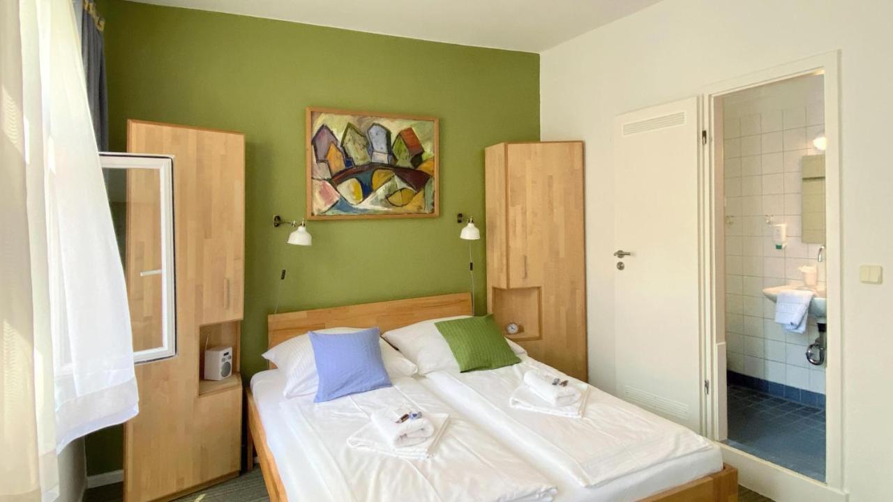 Frauenhotel Hanseatin - Women Only Hamburg Eksteriør bilde