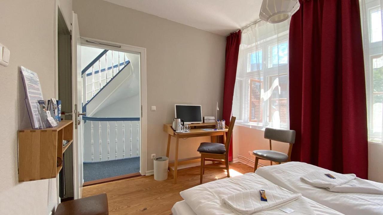 Frauenhotel Hanseatin - Women Only Hamburg Eksteriør bilde