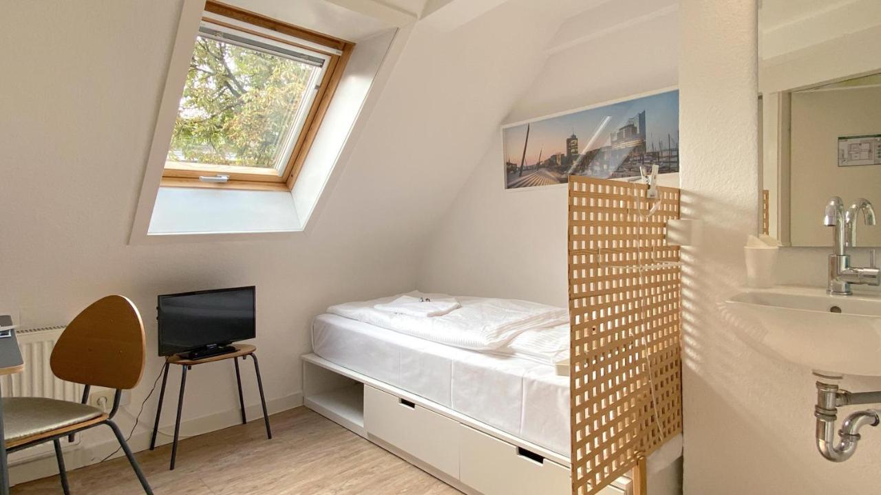 Frauenhotel Hanseatin - Women Only Hamburg Eksteriør bilde